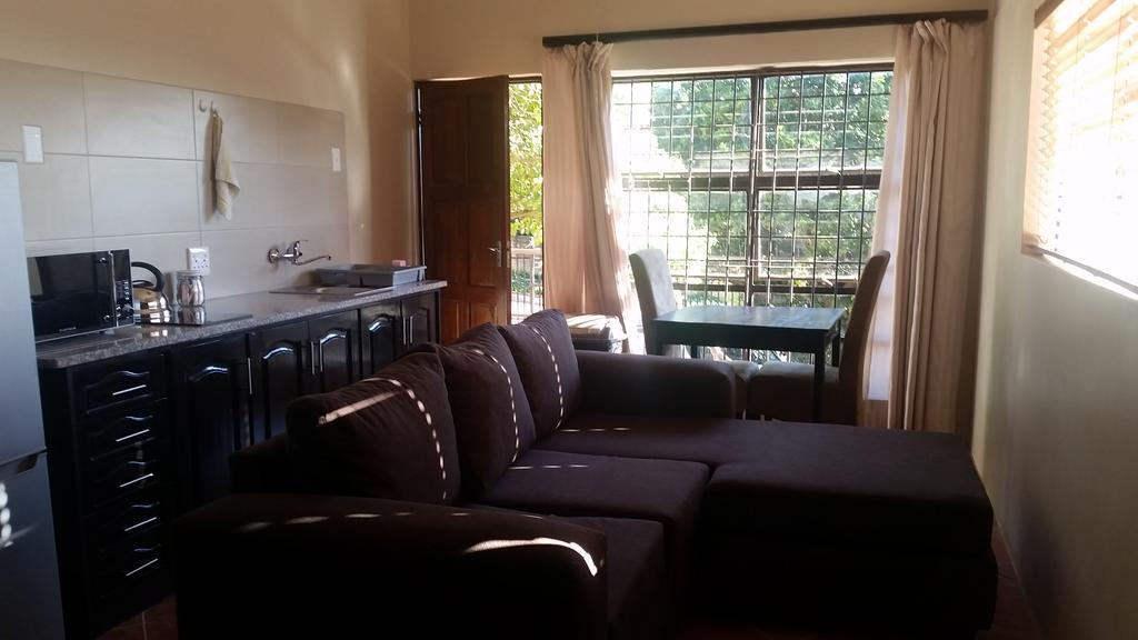 Private Apartments & Biz Stays Pretoria-Noord Exterior foto